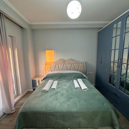 Spacious 2-Bedroom Apartment Near Center Tirana Exterior foto